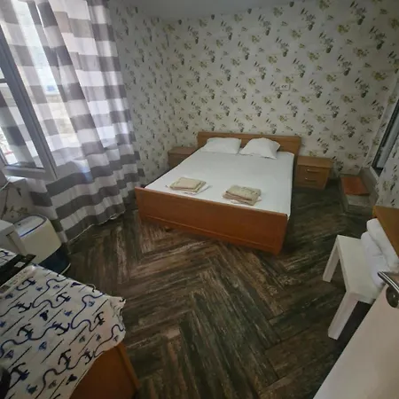 Mihalkat Old Town Pensiune *